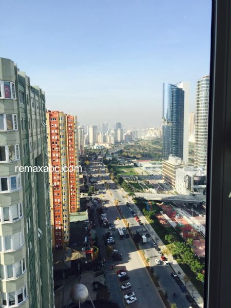 ATAŞEHİR ATA BLOKLARINDA SATILIK 3+1 DAİRE