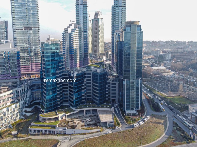 Ağaoğlu Maslak 1453 'te 36.520 m2 Satılık Sıfır Plaza