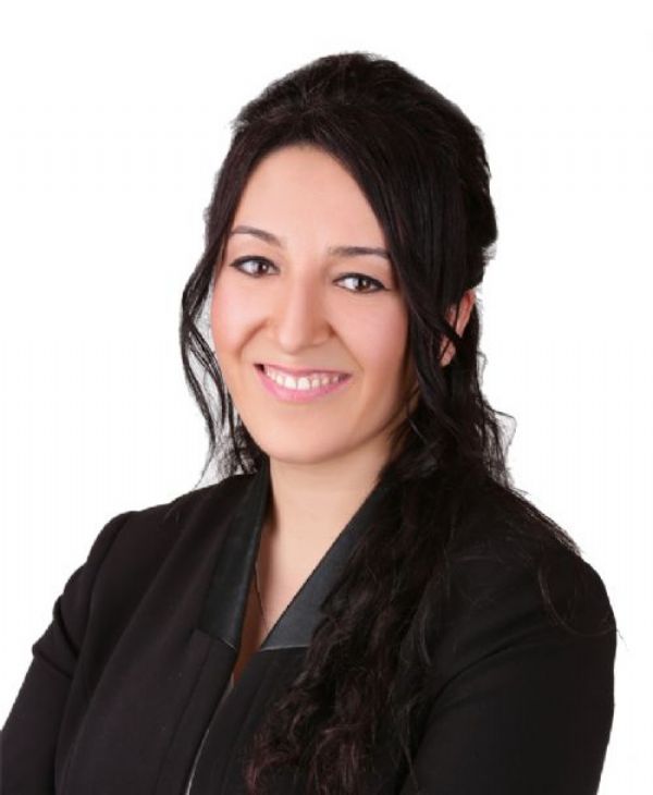 Esra Özküçük