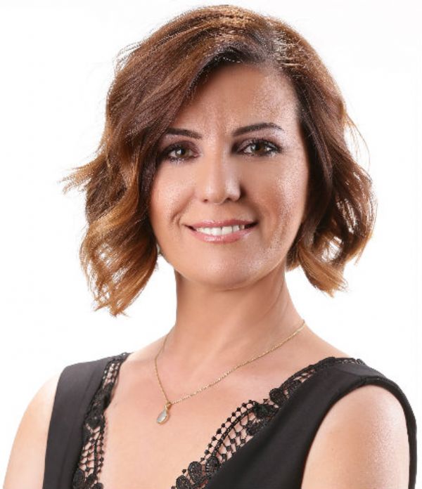 Nurdan Topuz