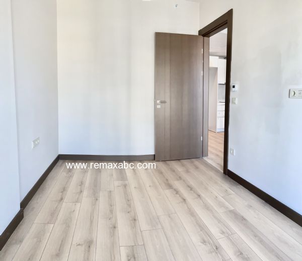 NEF BAHÇELİEVLER'DE 1+1 PEYZAJ MANZARALI  SATILIK DAİRE - 130189